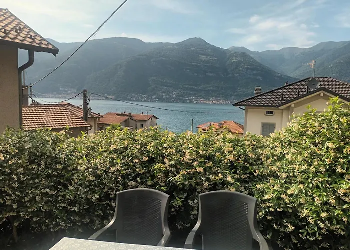 Semesterbostad Maison De Denise Lezzeno