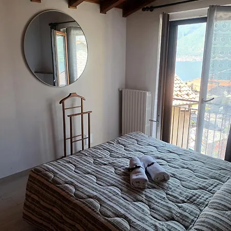 Maison De Denise Holiday home Lezzeno