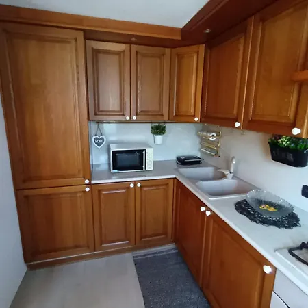 Maison De Denise Lezzeno